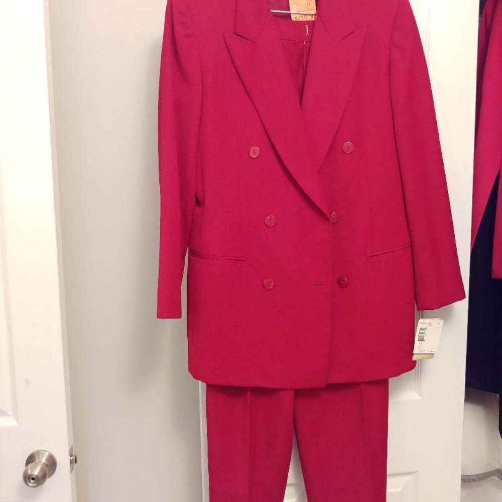 Double breasted pant suit
